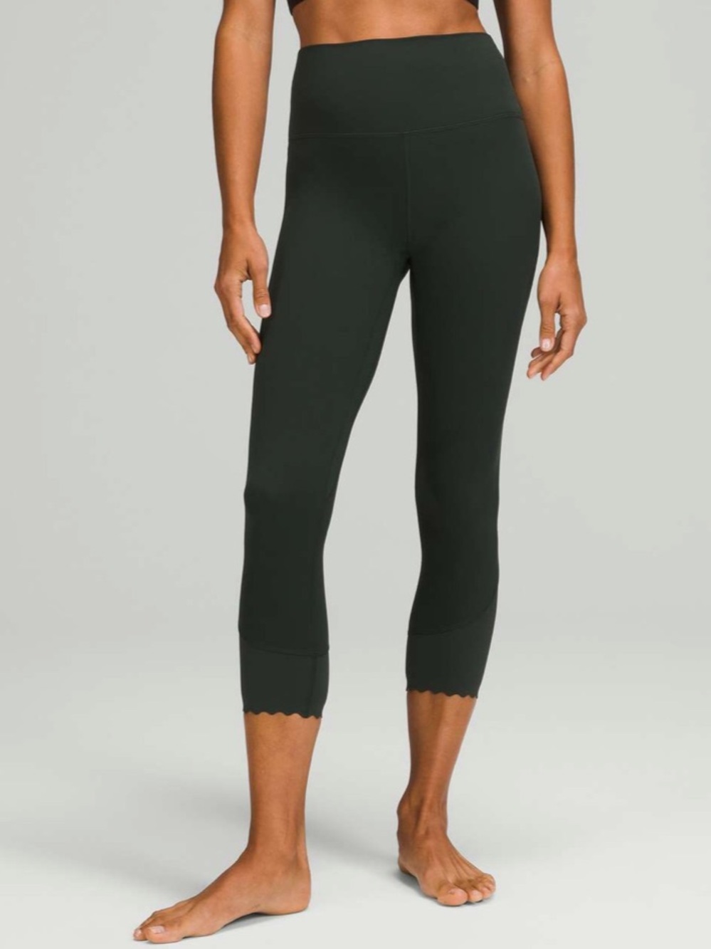 Lululemon Align Scalloped Hem High-Rise Crop 23" Rainforest Green Size 10 W6BZ4S
